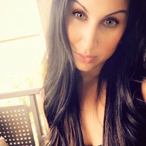 Meet your Posher, Dayana